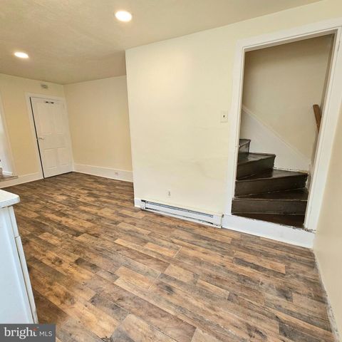 2005 W MAIN ST, Norristown, PA 19403