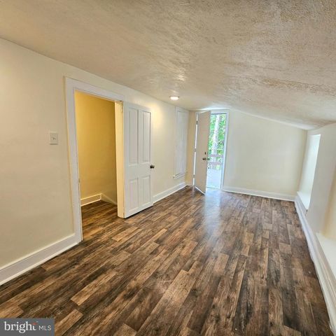 2005 W MAIN ST, Norristown, PA 19403