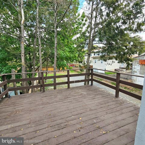 2005 W MAIN ST, Norristown, PA 19403