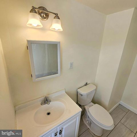 2005 W MAIN ST, Norristown, PA 19403