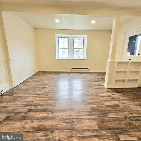 2005 W MAIN ST, Norristown, PA 19403