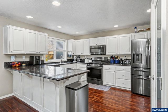 7503 Shadowwood St NE, Keizer, OR 97303