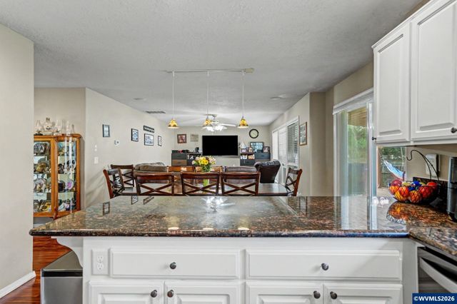 7503 Shadowwood St NE, Keizer, OR 97303