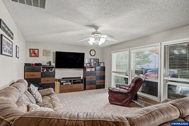 7503 Shadowwood St NE, Keizer, OR 97303