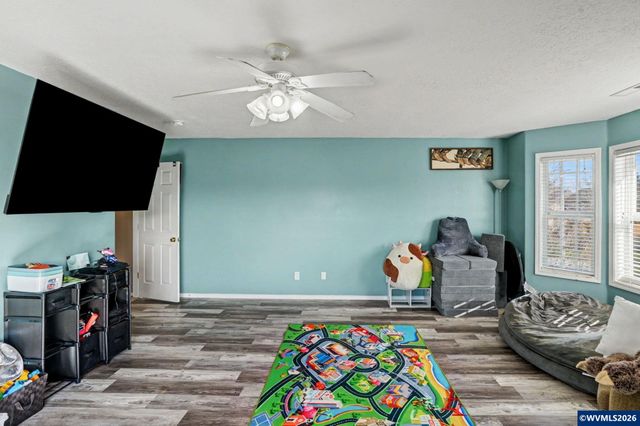 7503 Shadowwood St NE, Keizer, OR 97303