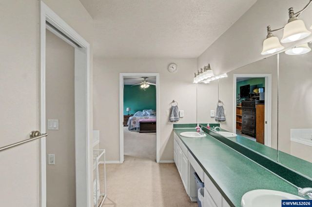 7503 Shadowwood St NE, Keizer, OR 97303