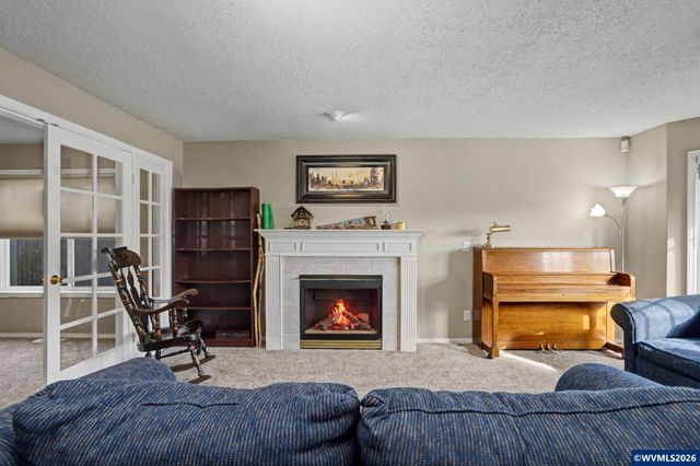 7503 Shadowwood St NE, Keizer, OR 97303