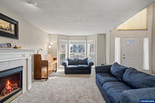 7503 Shadowwood St NE, Keizer, OR 97303