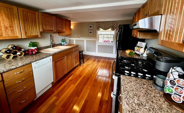 36 Oakdale Road, Bradford, NH 03221