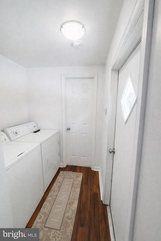 7 OAK DR, Spring City, PA 19475