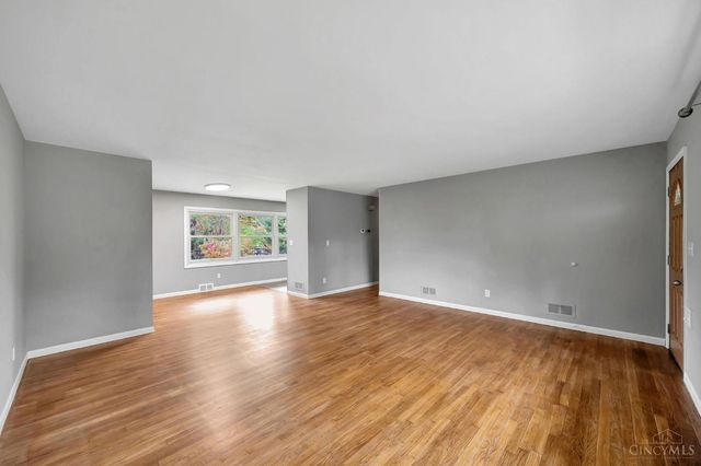 1610 Bloomingdale Avenue, Cincinnati, OH 45230