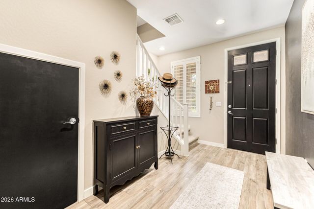 17850 N 68TH Street 1113, Phoenix, AZ 85054