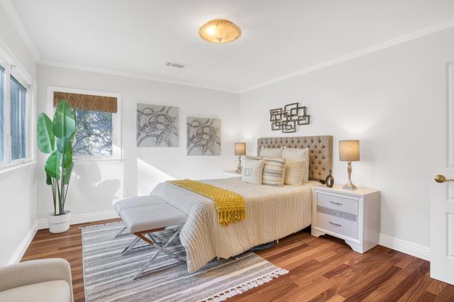 1065 Ray Avenue, Los Altos, CA 94022