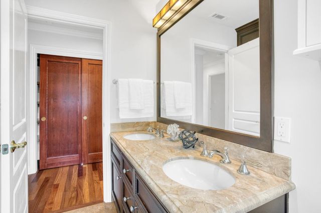 1065 Ray Avenue, Los Altos, CA 94022