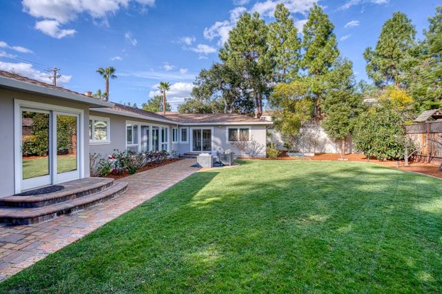 1065 Ray Avenue, Los Altos, CA 94022