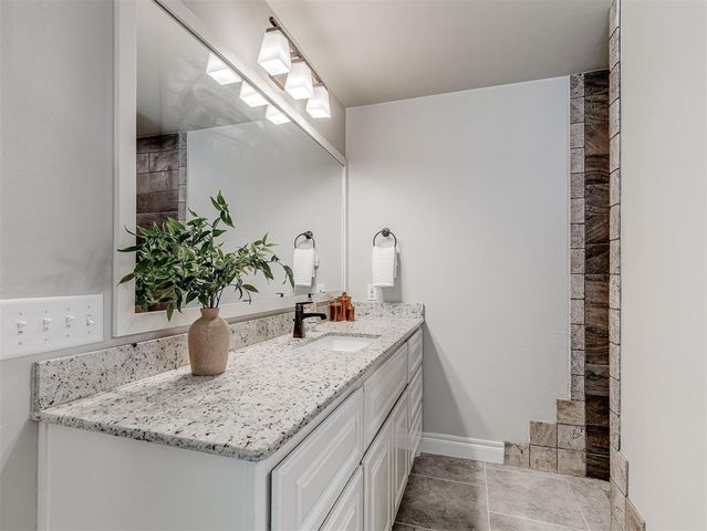 5604 Shiloh Drive, Oklahoma City, OK 73179