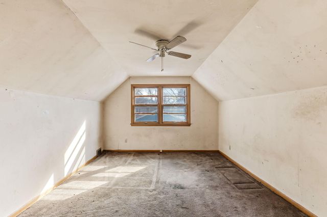 820 Point Douglas Road S, Saint Paul, MN 55119