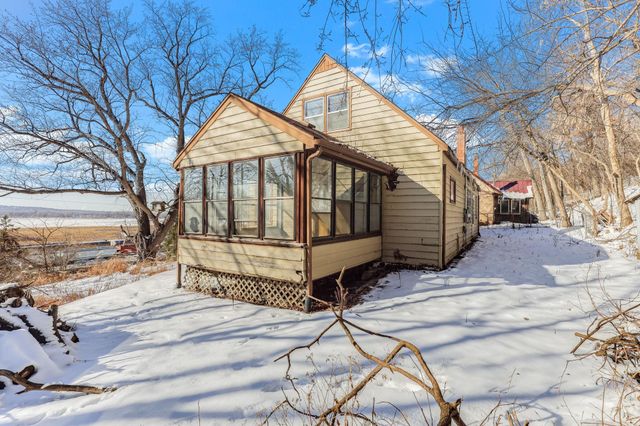 820 Point Douglas Road S, Saint Paul, MN 55119