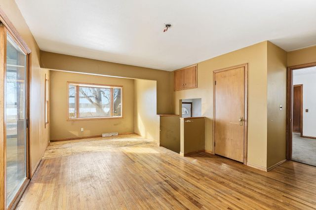 820 Point Douglas Road S, Saint Paul, MN 55119