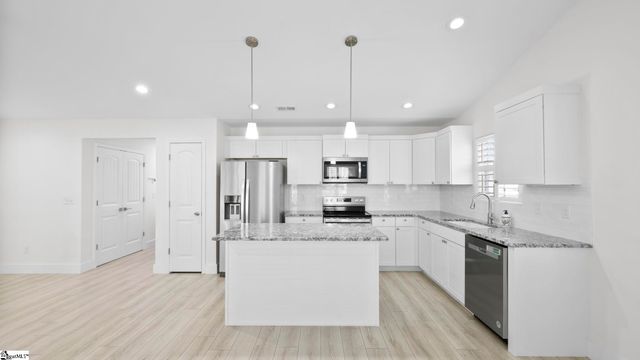 1145 Turkey Farm Road, Chesnee, SC 29323