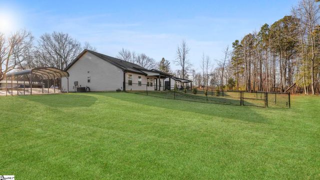 1145 Turkey Farm Road, Chesnee, SC 29323