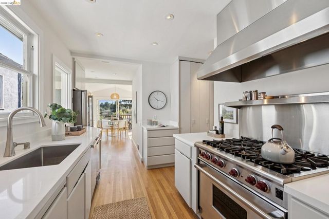 254 Wildwood Ave, Piedmont, CA 94610