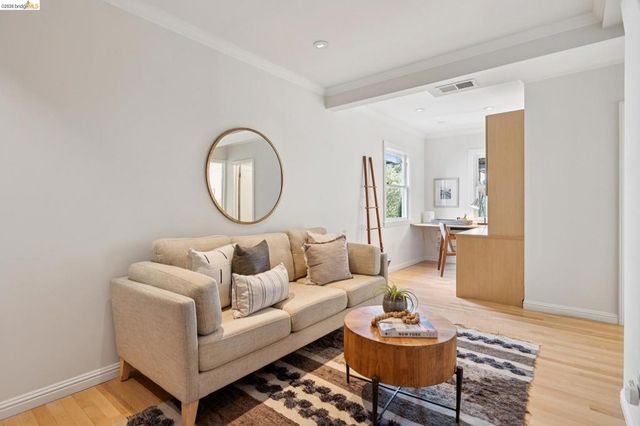 254 Wildwood Ave, Piedmont, CA 94610