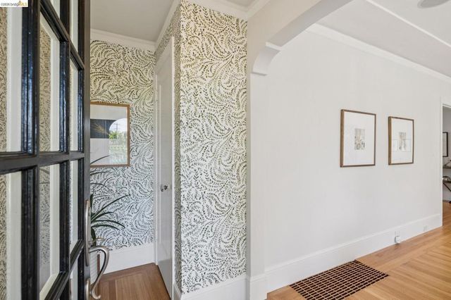 254 Wildwood Ave, Piedmont, CA 94610