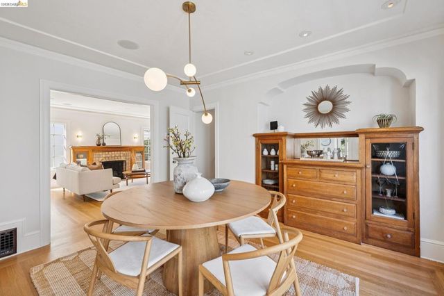 254 Wildwood Ave, Piedmont, CA 94610