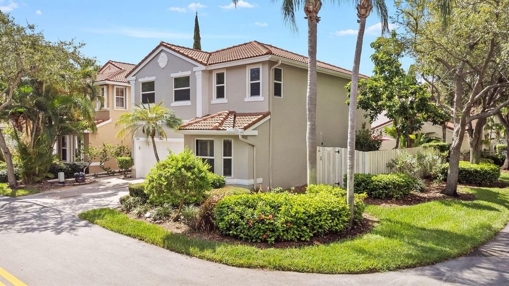 1140 Linden Street, Hollywood, FL 33019