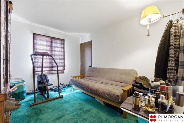 9335 Corby Street, Omaha, NE 68134