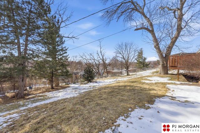 9335 Corby Street, Omaha, NE 68134