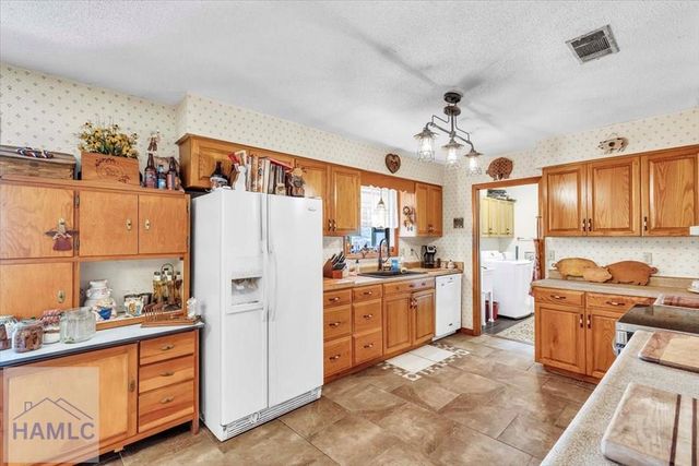 408 Flowers Drive, Hinesville, GA 31313