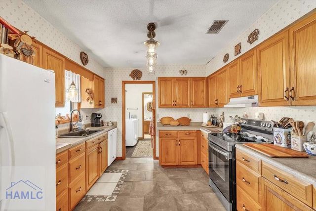 408 Flowers Drive, Hinesville, GA 31313