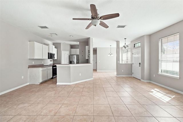 5519 KINGLETHILL DRIVE, Lithia, FL 33547