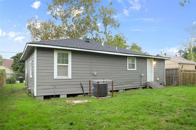 611 93rd Street, Houston, TX 77012