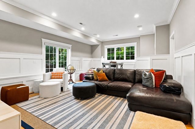 12 Grove St 2, Waltham, MA 02453