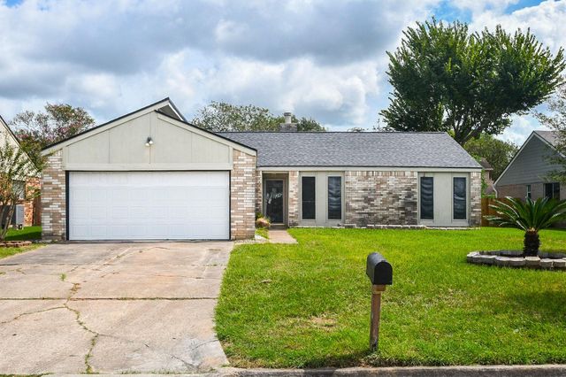 3709 Misty Cove Court, Dickinson, TX 77539