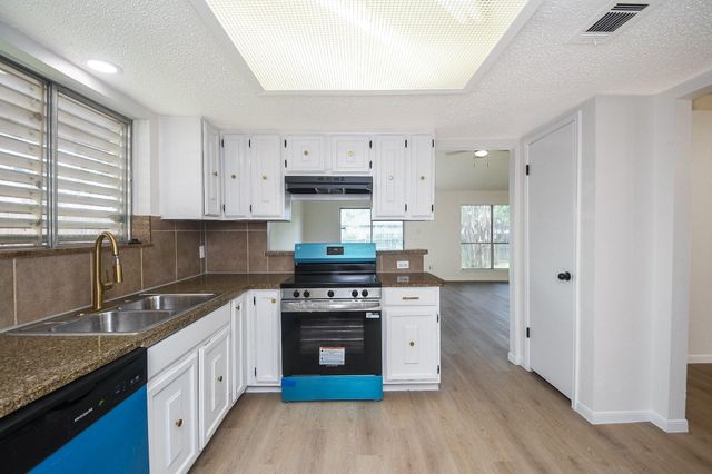 3709 Misty Cove Court, Dickinson, TX 77539