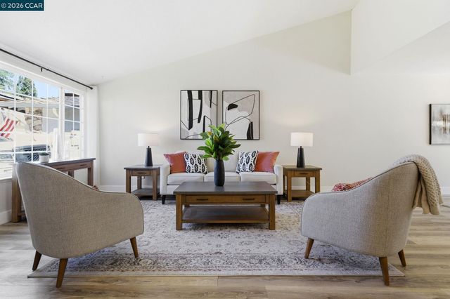 5612 Frank Pl, Clayton, CA 94517