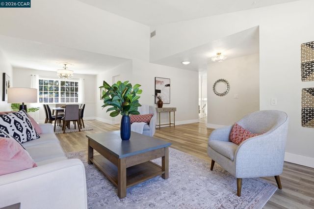 5612 Frank Pl, Clayton, CA 94517