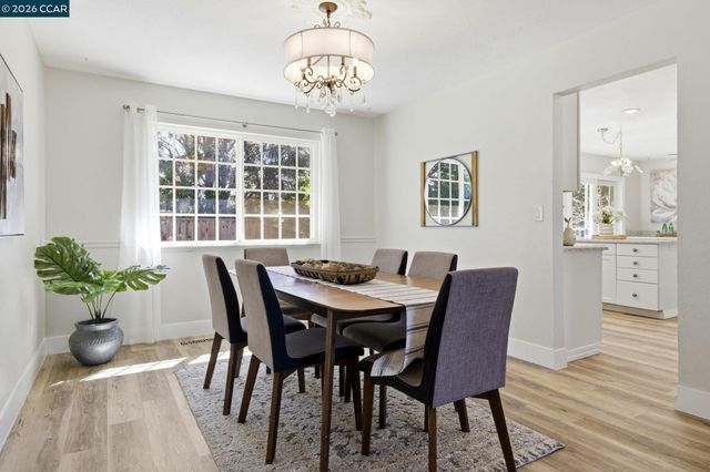 5612 Frank Pl, Clayton, CA 94517