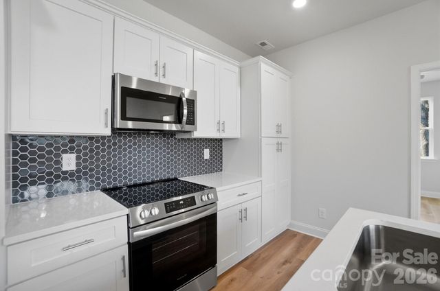 339 & 343 Gray Drive, Charlotte, NC 28213