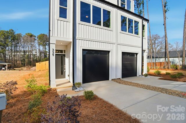 339 & 343 Gray Drive, Charlotte, NC 28213