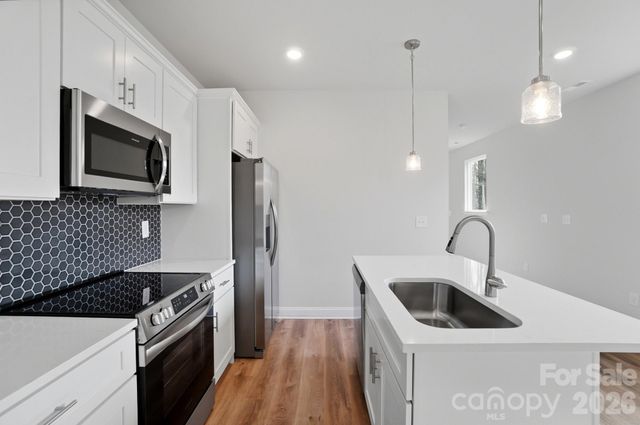 339 & 343 Gray Drive, Charlotte, NC 28213
