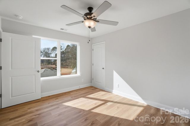 339 & 343 Gray Drive, Charlotte, NC 28213