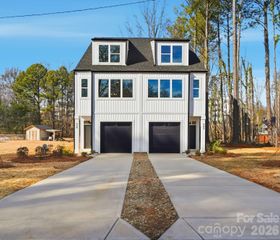 339 & 343 Gray Drive, Charlotte, NC 28213