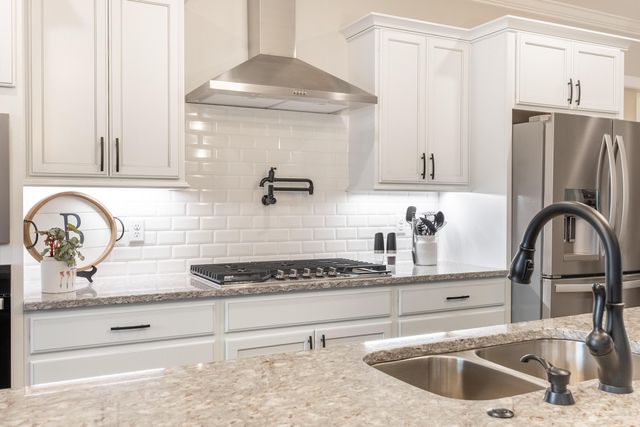 2523 Firefly Field Road, Ooltewah, TN 37363