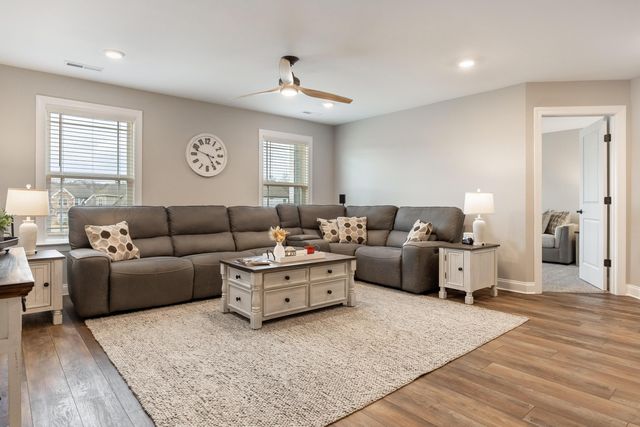 2523 Firefly Field Road, Ooltewah, TN 37363