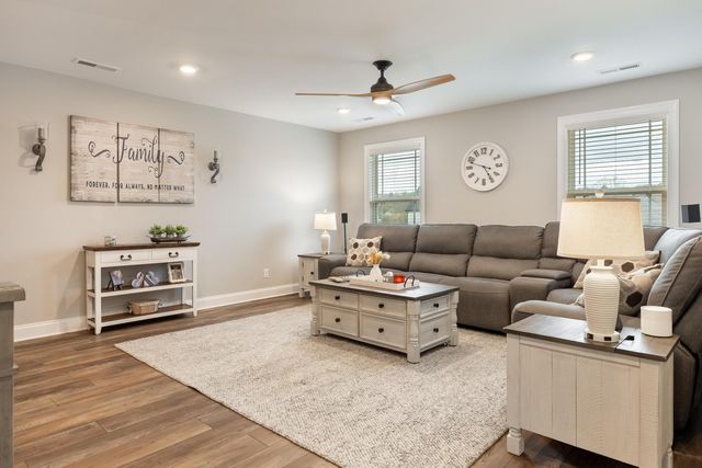 2523 Firefly Field Road, Ooltewah, TN 37363